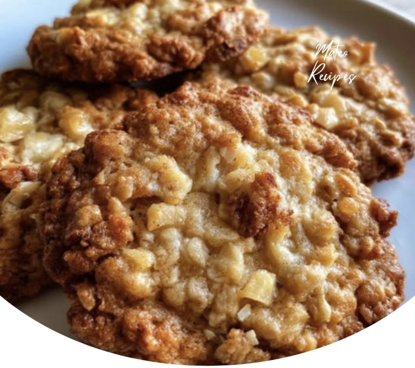 Crispy Apple Oatmeal Cookies